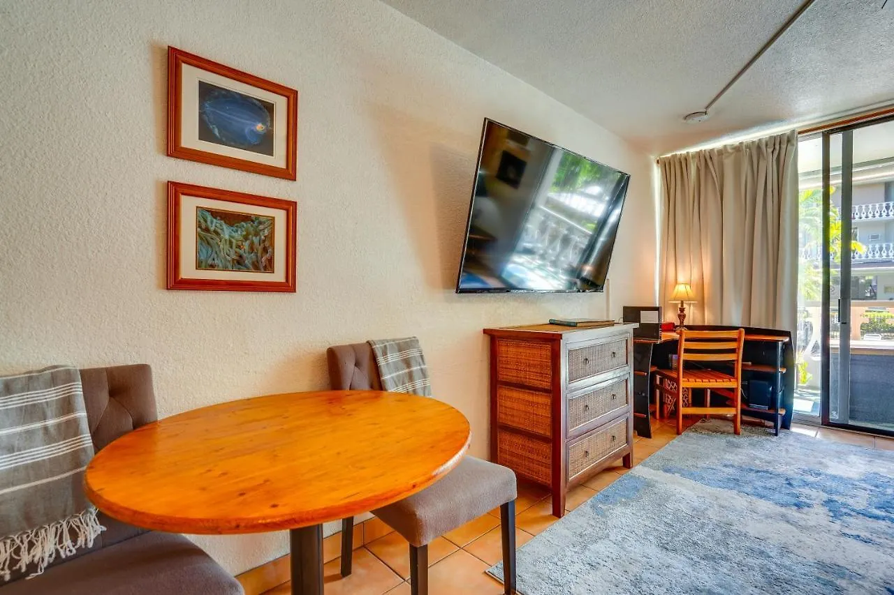 Kailua-Kona Vacation Rental - Walk To The Beach!